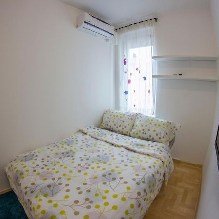 Stefani Apartamento Belgrado Exterior foto