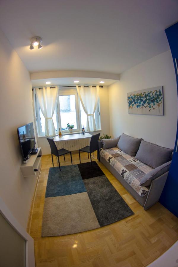 Stefani Apartamento Belgrado Exterior foto